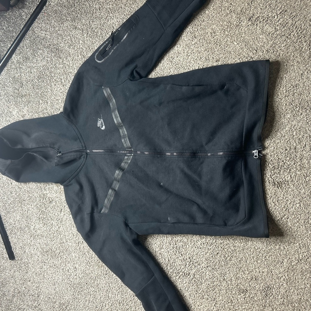Nike Men's Black Zip-Up Sweater